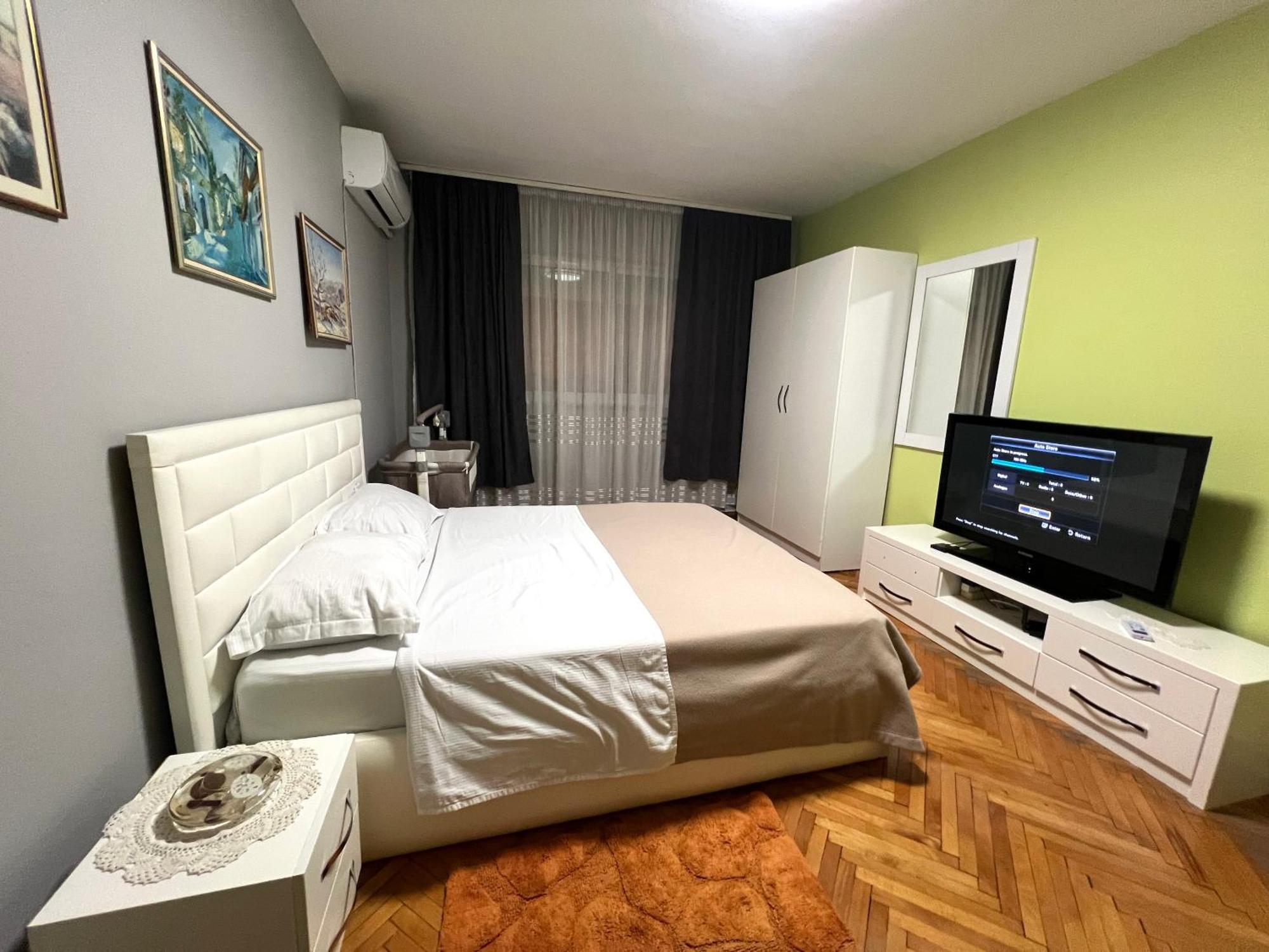 Appartement Downtown Retreat "Spiranca" à Tirana Extérieur photo